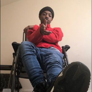 Meet your Posher, Rayvon